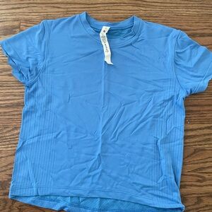 Lululemon size 4 - adorable blue swiftly t shirt